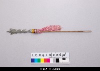 藏品(布袋戲道具-三尖二刃刀)的圖片